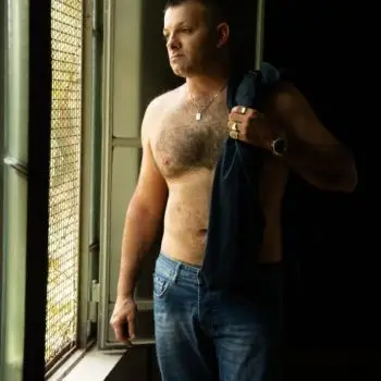 Accompagnatore gigolo bastian