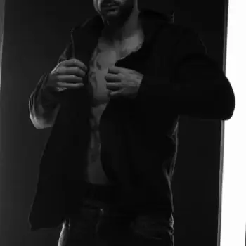 Accompagnatore gigolo Valerio