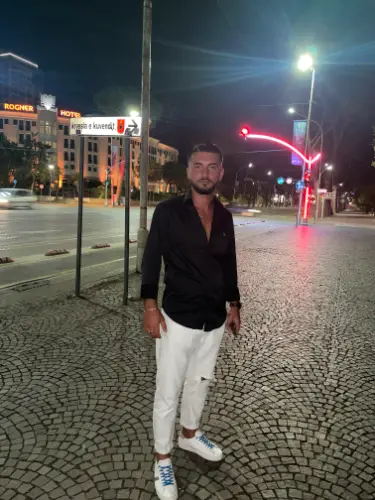 Accompagnatore gigolo Matteo9