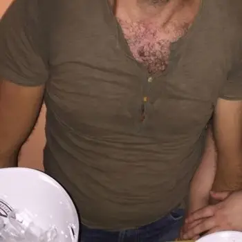 Accompagnatore gigolo Demor