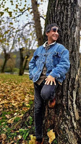 Accompagnatore gigolo Ilian