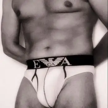 Accompagnatore gigolo Alessandro23