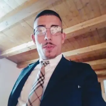 Accompagnatore gigolo Giovanni