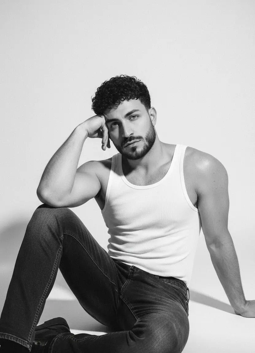 Accompagnatore gigolo Pietro