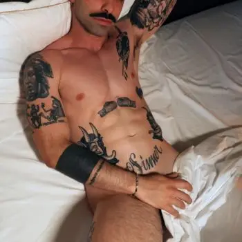 Accompagnatore gigolo Simone