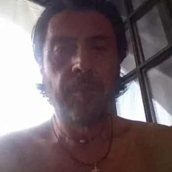 Accompagnatore gigolo Ispanico