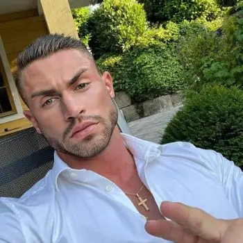 Accompagnatore gigolo Jason Abbasciano