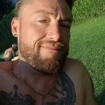 Accompagnatore gigolo Manni