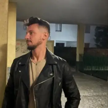 Accompagnatore gigolo Peter