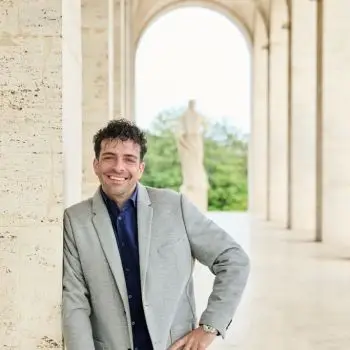 Accompagnatore gigolo David