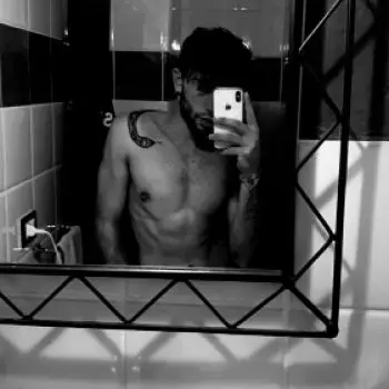 Accompagnatore gigolo Alessiotex