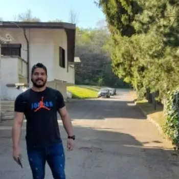 Accompagnatore gigolo Luisao1717