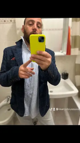 Accompagnatore gigolo Marcobuccola