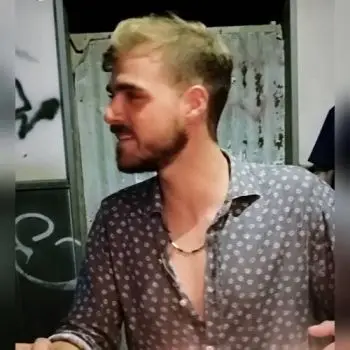 Accompagnatore gigolo Elias