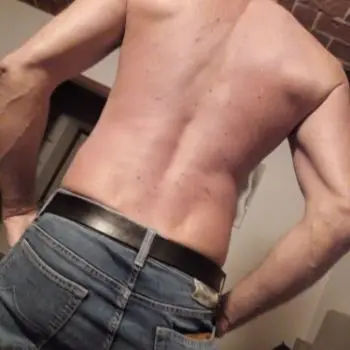Accompagnatore gigolo Angelo74