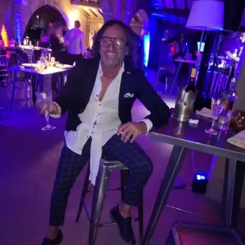 Accompagnatore gigolo Gianni Gb