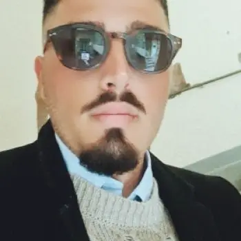 Accompagnatore gigolo Antonapoli