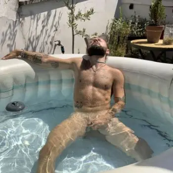 Accompagnatore gigolo Mat90