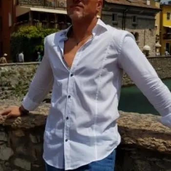 Accompagnatore gigolo Tomasz