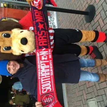 Accompagnatore gigolo Lucarasponi