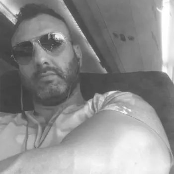 Accompagnatore gigolo gaetano
