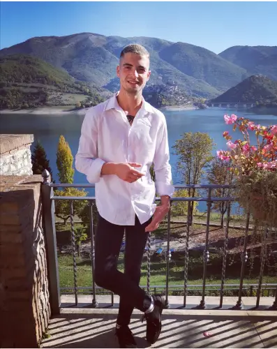 Accompagnatore gigolo Pierreitalien