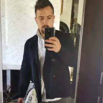 Accompagnatore gigolo Marcotexy