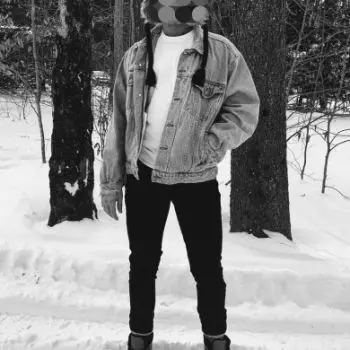 Accompagnatore gigolo Loris