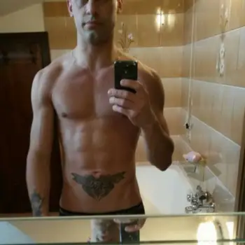 Accompagnatore gigolo Andrea Vrugio