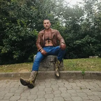 Accompagnatore gigolo MASTER CRISTIAN