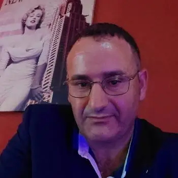 Accompagnatore gigolo Newrocco