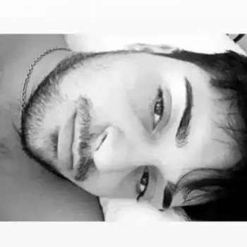 Accompagnatore gigolo Salvatoremolina