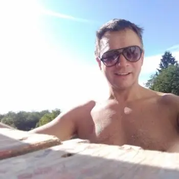 Accompagnatore gigolo Ste