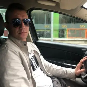 Accompagnatore gigolo Vittorio