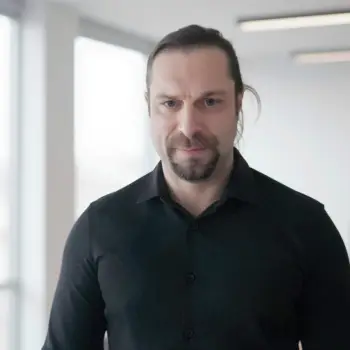 Accompagnatore gigolo Simon83