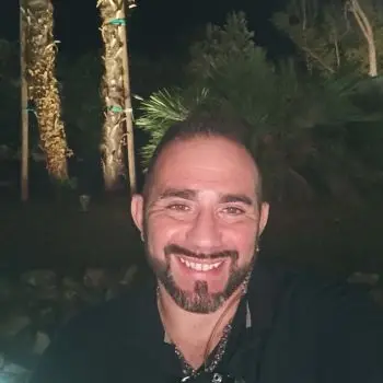 Accompagnatore gigolo Antonylove