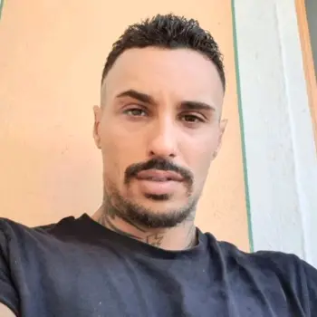 Accompagnatore gigolo Francesco 