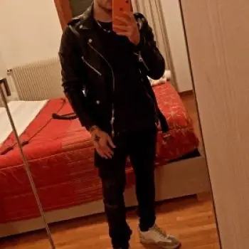 Accompagnatore gigolo Davidd1994