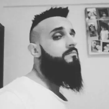 Accompagnatore gigolo Viky