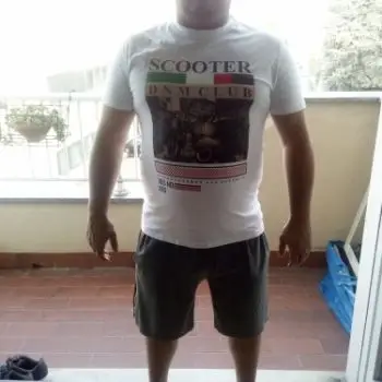 Accompagnatore gigolo Aaron1934