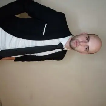 Accompagnatore gigolo Knight94