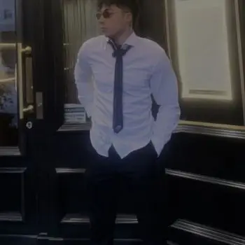 Accompagnatore gigolo Cristopher