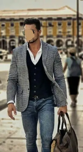 Accompagnatore gigolo Raffaele Resnati