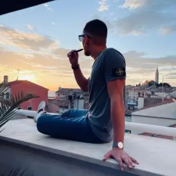 Accompagnatore gigolo Leonardo Villa