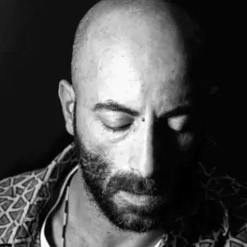 Accompagnatore gigolo Raff