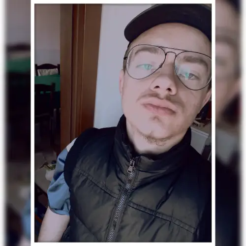 Accompagnatore gigolo Bastachiedere
