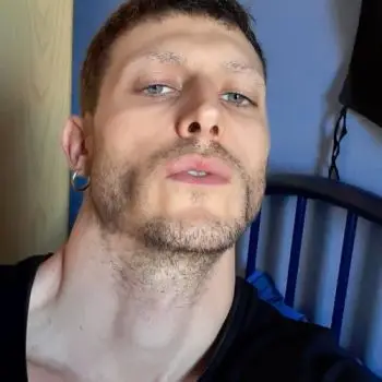 Accompagnatore gigolo Leon21