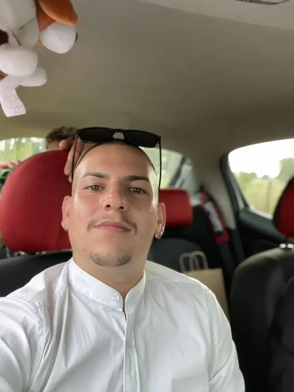 Ragazzo educato e gentile di Roma 