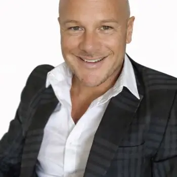 Accompagnatore gigolo Valentino 