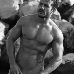 Accompagnatore gigolo Vladimir92